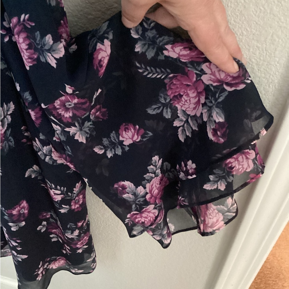 Lane Bryant Blue and Pink Floral Blouse Relaxed Fit - Picture 3 of 4